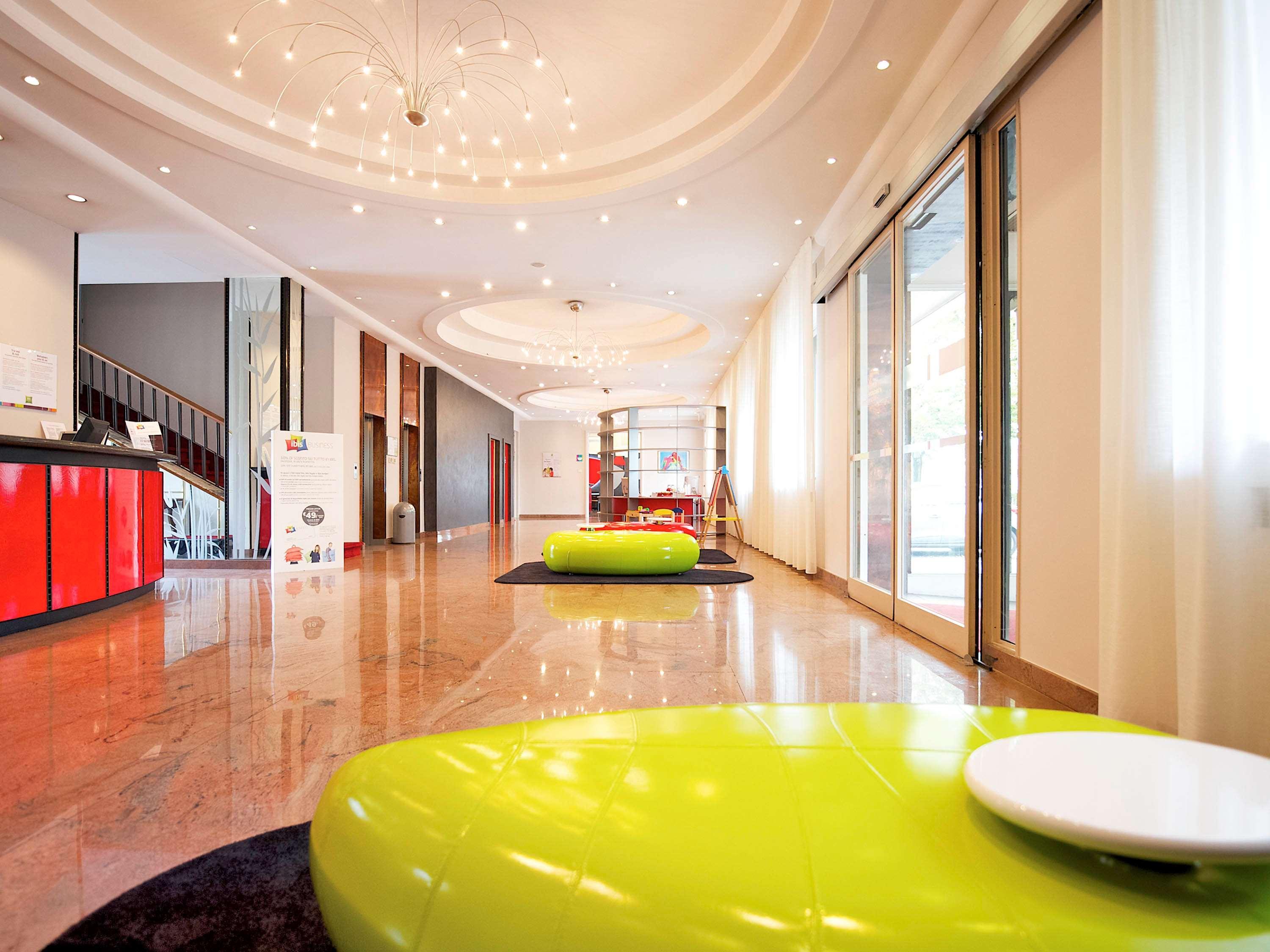 Ibis Styles Parma Toscanini Kültér fotó